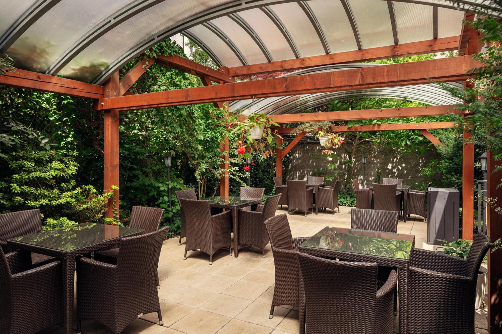 Alqush Downtown Hotel — Zdjęcia 1
